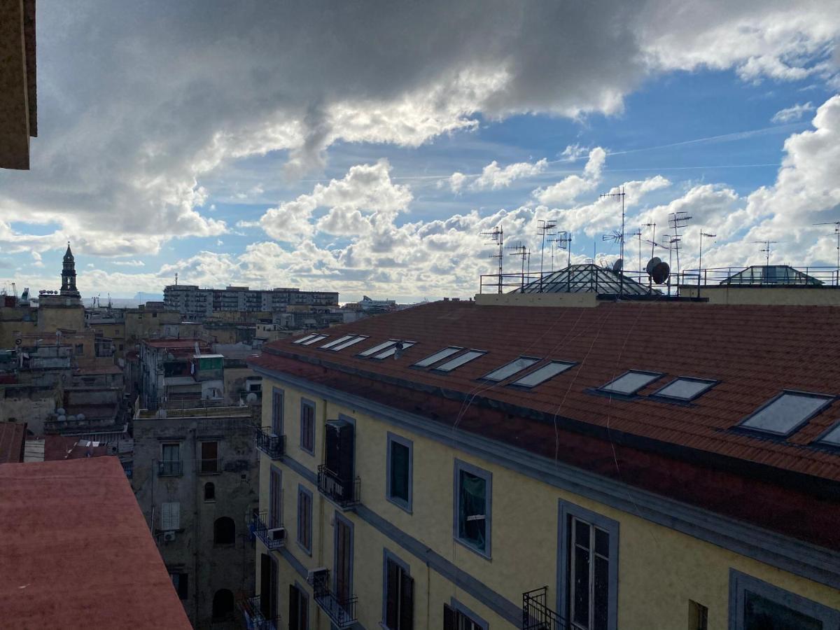 A I R Rettifilo Apartments Napoli Ngoại thất bức ảnh