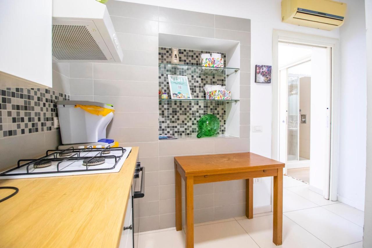 A I R Rettifilo Apartments Napoli Ngoại thất bức ảnh