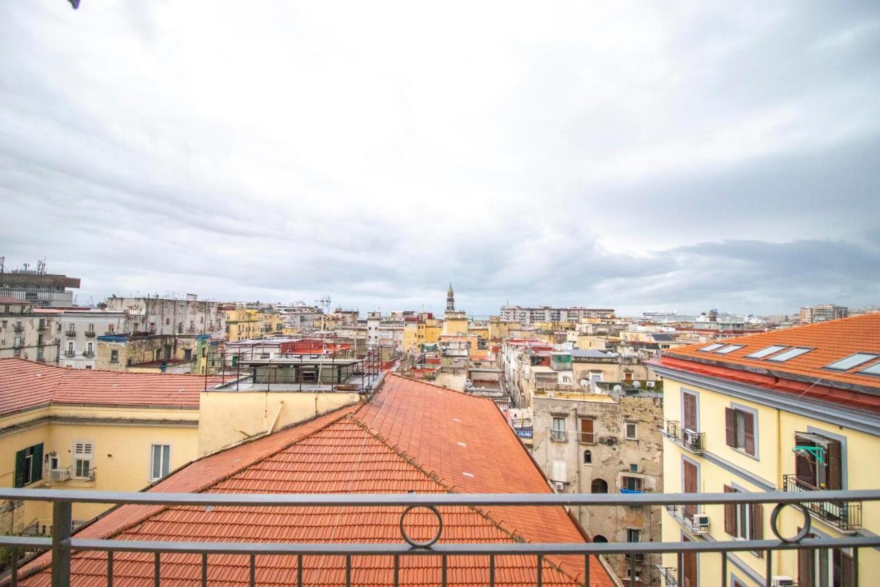A I R Rettifilo Apartments Napoli Ngoại thất bức ảnh