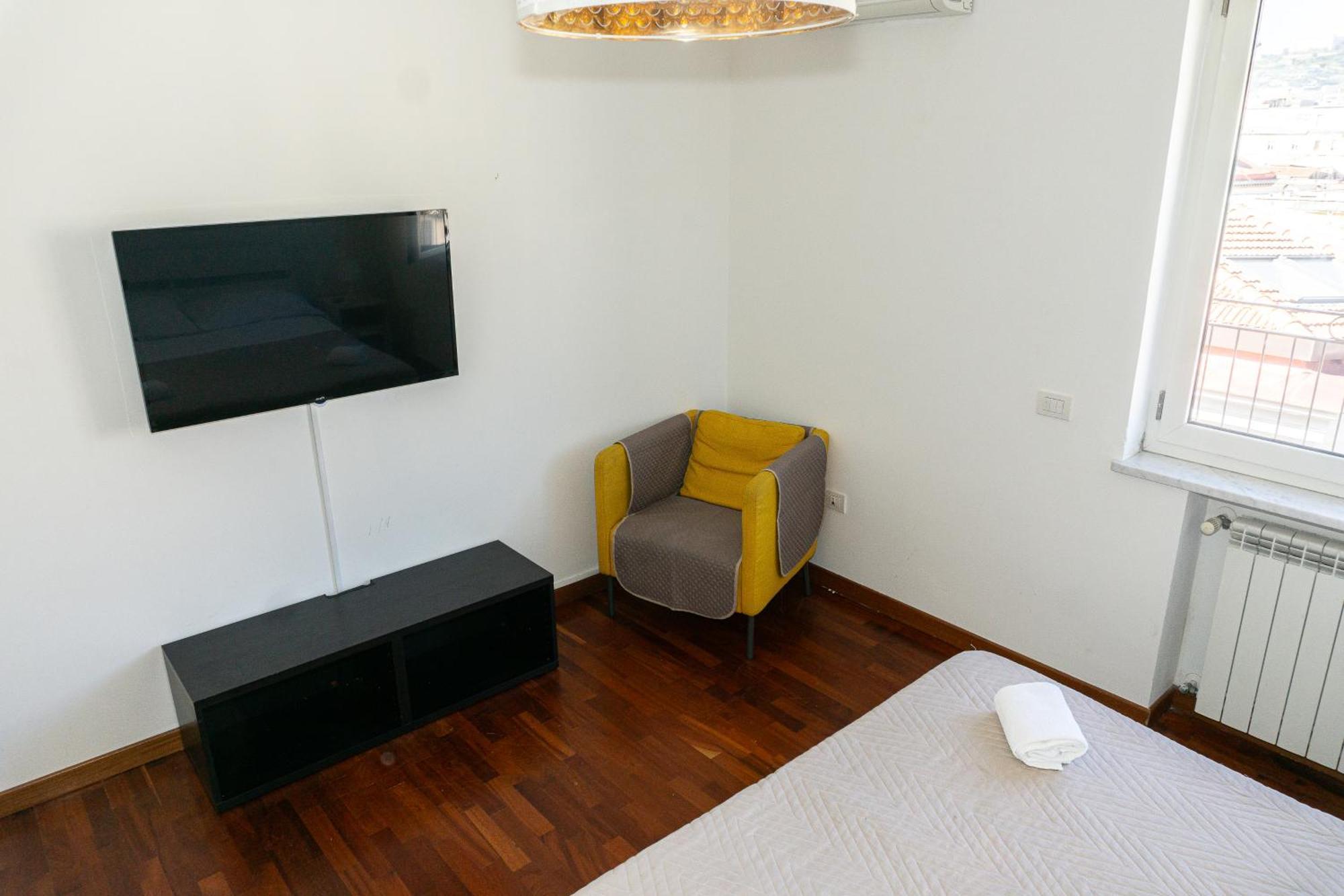 A I R Rettifilo Apartments Napoli Ngoại thất bức ảnh