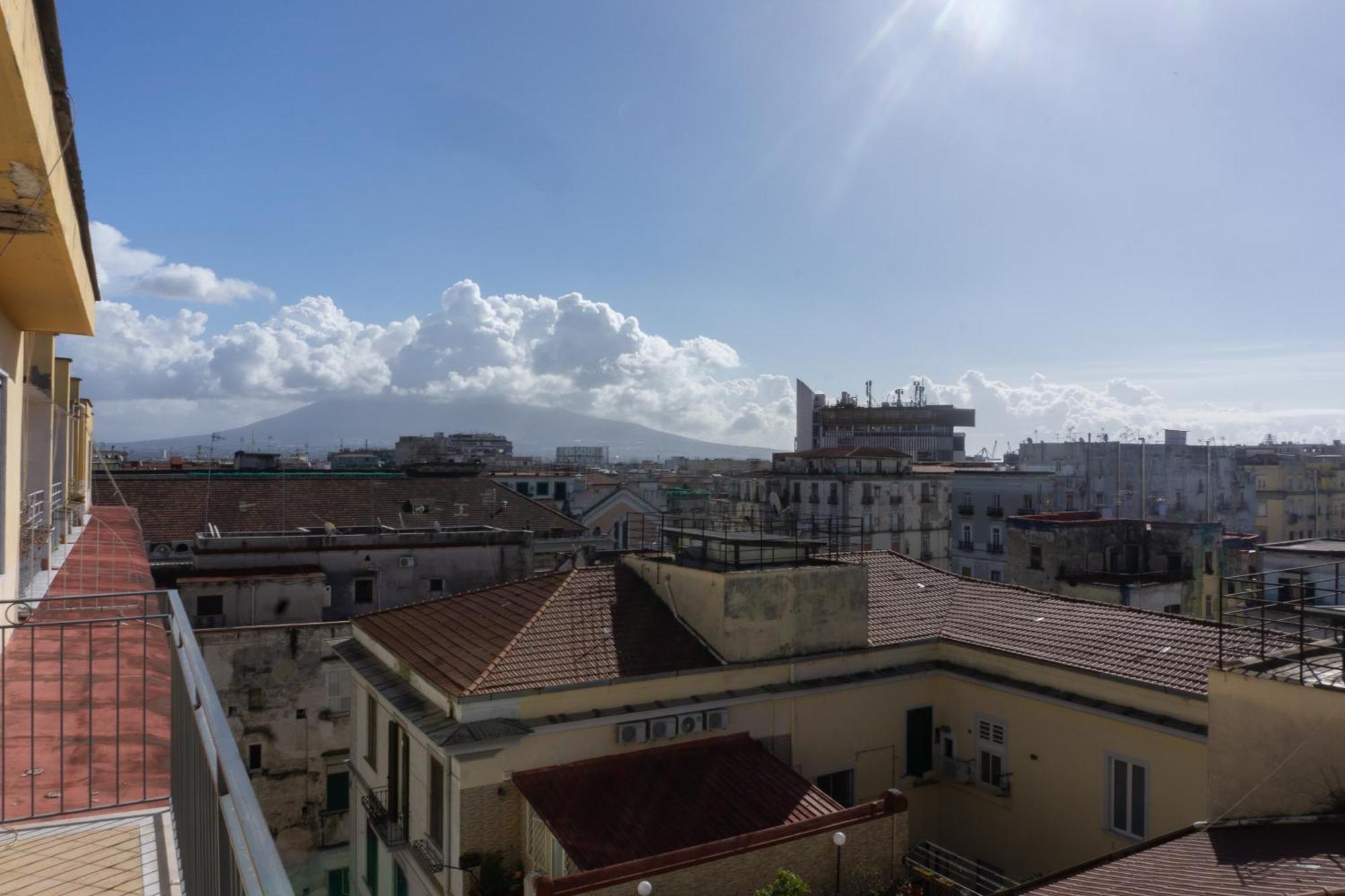 A I R Rettifilo Apartments Napoli Ngoại thất bức ảnh