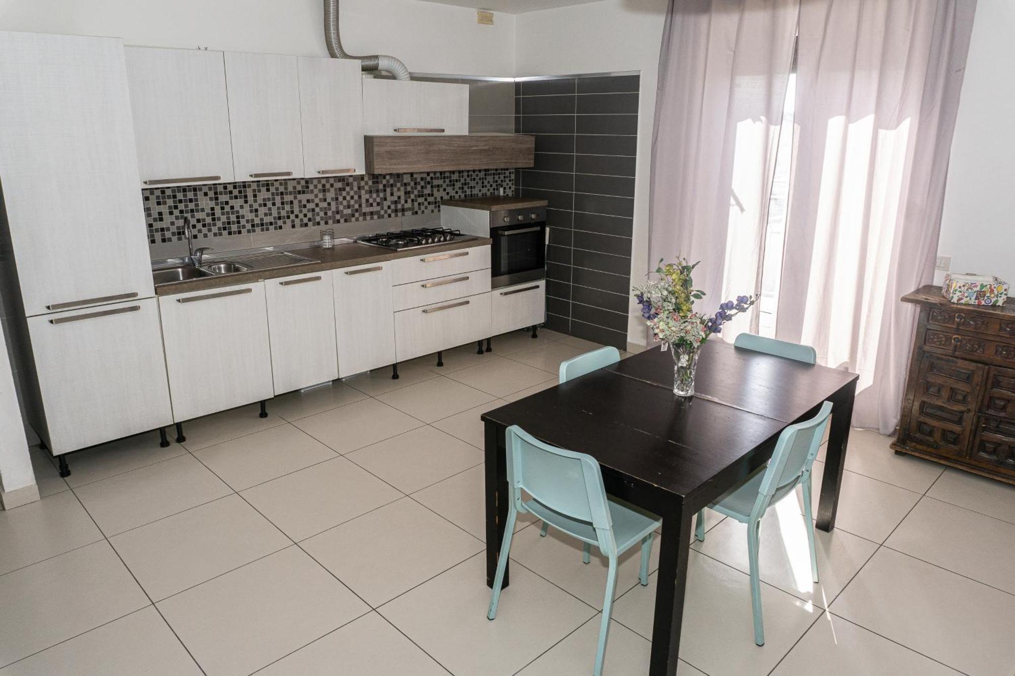 A I R Rettifilo Apartments Napoli Ngoại thất bức ảnh